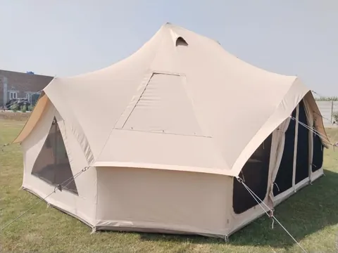 Grand Emperor Suite